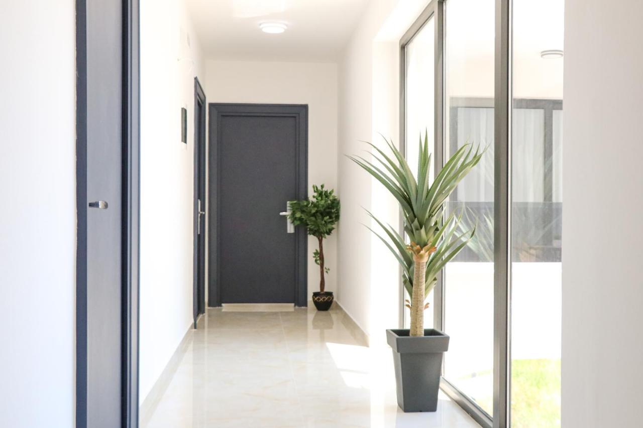 Xelent Hotel Ulcinj Ngoại thất bức ảnh